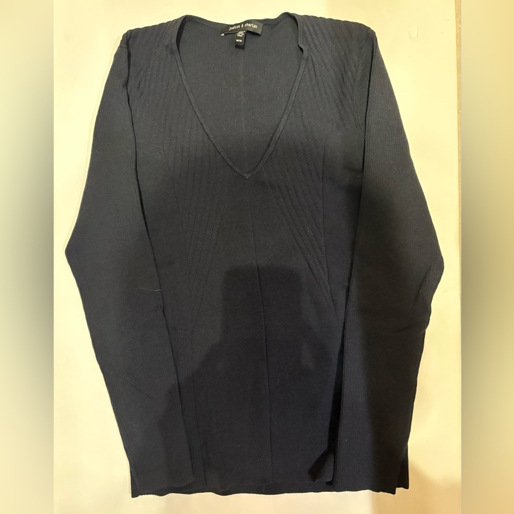 Navy blue V-Neck Sweater, a blend of silk, cotton, and polyamide